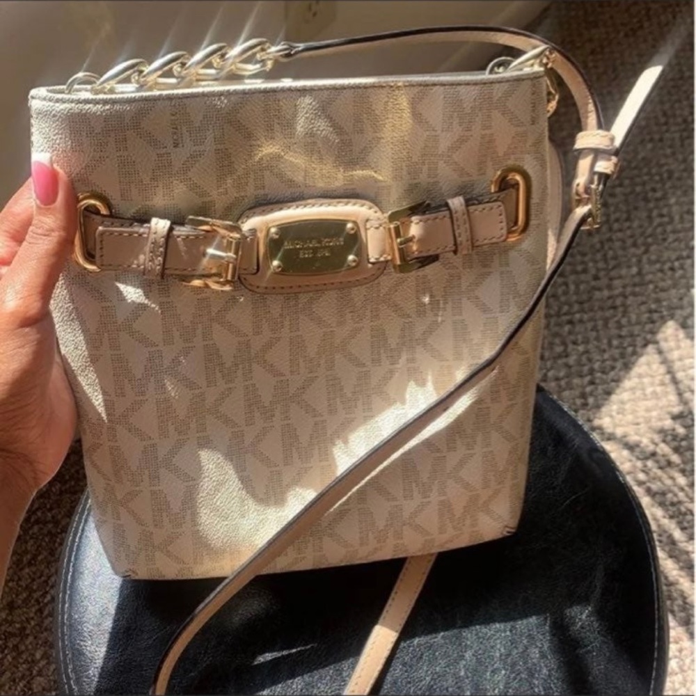 White and gold Michael Kors cross body purse